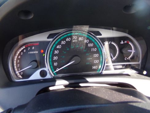 Used 2015 Toyota Venza Limited image 30