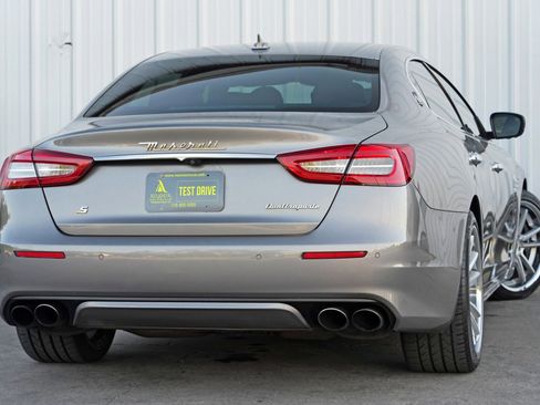 Used 2017 Maserati Quattroporte S GranLusso image 4