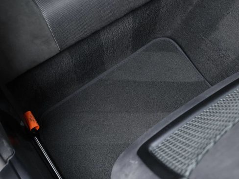 Used 2004 BMW 330Ci Coupe image 77