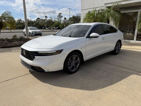 Certified 2024 Honda Accord EX image 8