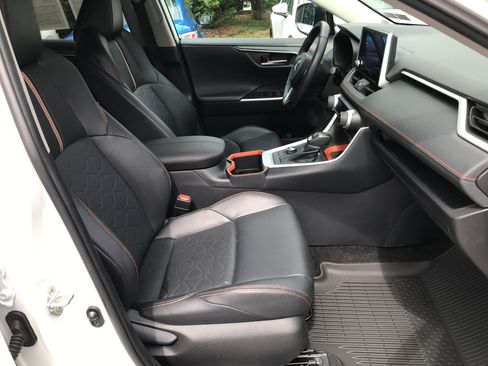 Used 2024 Toyota RAV4 Adventure AWD/4WD image 26