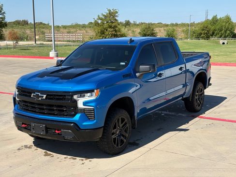 Used 2023 Chevrolet Silverado 1500 LT Trail Boss w/ Protection Package AWD/4WD image 14