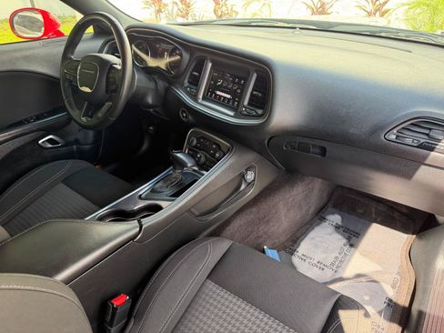 Used 2018 Dodge Challenger SXT RWD image 44