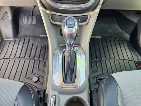 Used 2014 Buick Encore Convenience FWD image 28