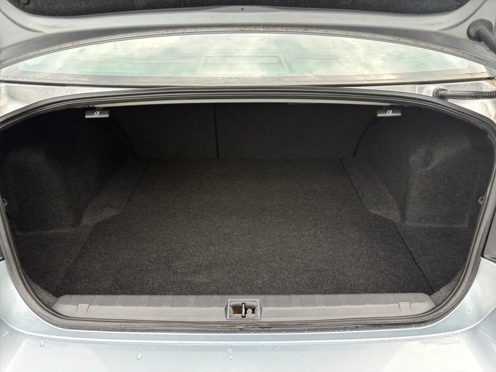 Used 2014 Subaru Legacy 2.5i Premium AWD/4WD image 16