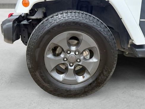 Used 2017 Jeep Wrangler Unlimited Sport image 23