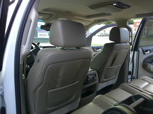 Used 2016 Chevrolet Tahoe LTZ AWD/4WD image 43