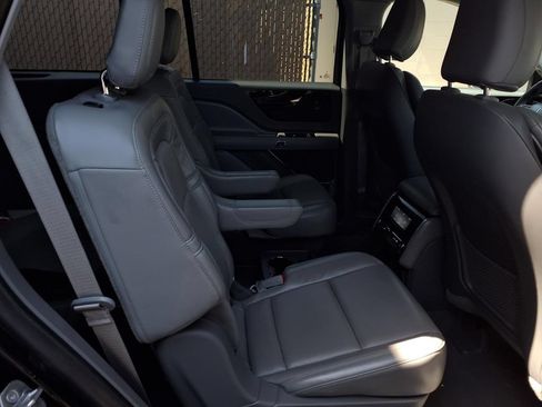 Used 2021 Lincoln Aviator Reserve RWD image 21