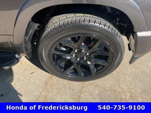 Used 2021 RAM 1500 Laramie AWD/4WD image 13
