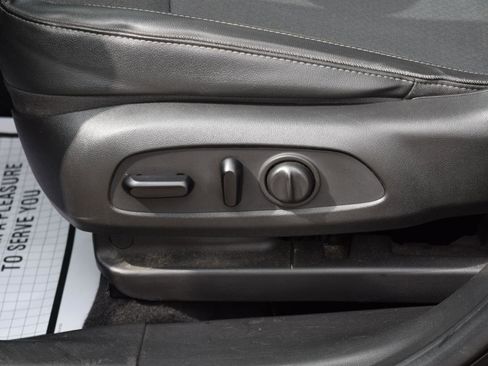 Used 2021 Buick Encore GX Select FWD image 33