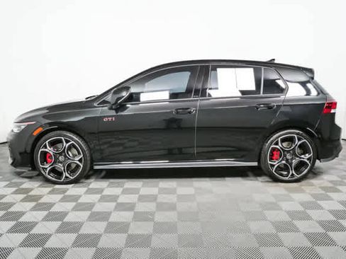 Certified 2025 Volkswagen GTI Autobahn FWD image 32