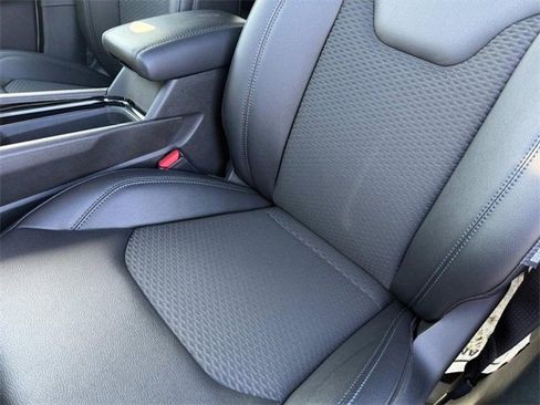 New 2025 Jeep Compass Latitude w/ Sun & Sound Group image 32