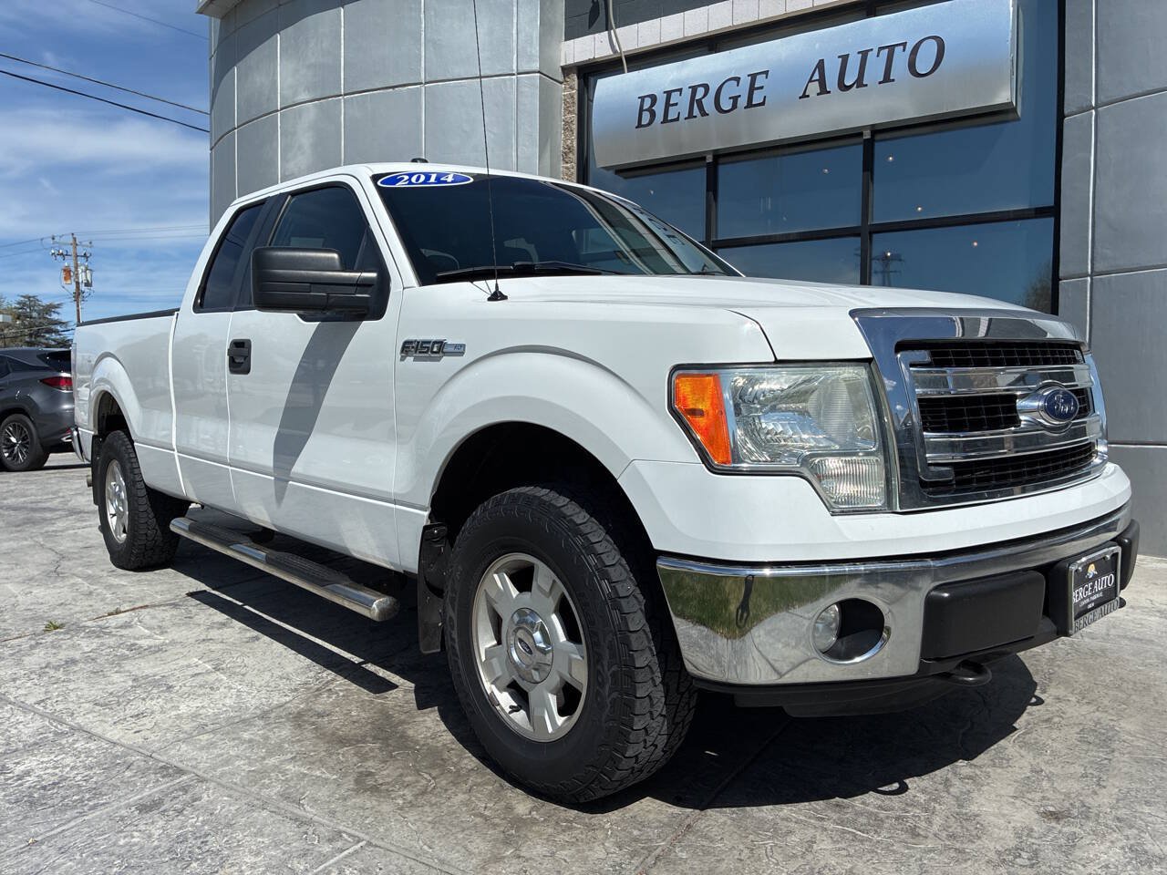 Used 2014 Ford F150 XLT w/ Trailer Tow Package AWD/4WD image 1