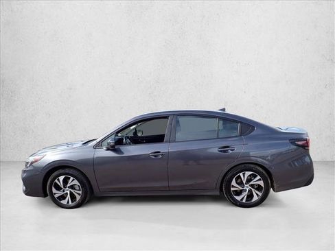 Used 2025 Subaru Legacy Premium AWD/4WD image 2
