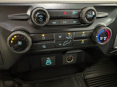 New 2026 Ford F250 XL w/ XL Chrome Package AWD/4WD image 36