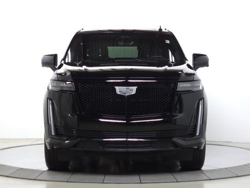 Certified 2024 Cadillac Escalade Sport Platinum w/ LPO, ONYX Package AWD/4WD image 10