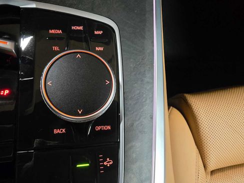 Used 2026 BMW X5 xDrive50e w/ M Sport Package image 35