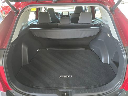 Used 2024 Toyota RAV4 XLE w/ Convenience Package image 16