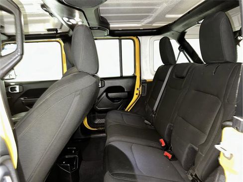 Used 2021 Jeep Wrangler Unlimited Willys image 16
