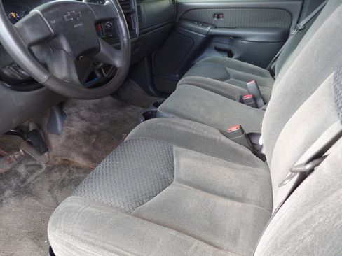 Used 2003 Chevrolet Avalanche 2WD image 19