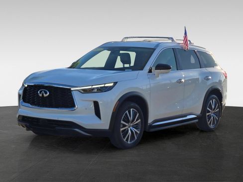 Used 2023 INFINITI QX60 Sensory w/ Cargo Package AWD/4WD image 9