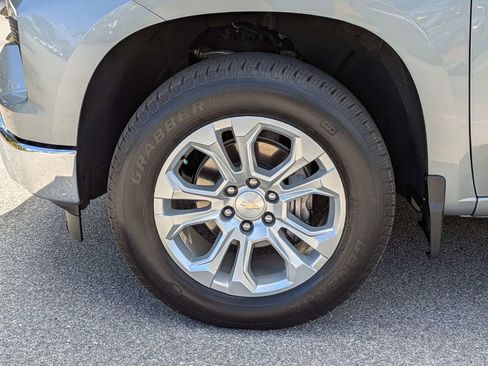 Used 2024 Chevrolet Silverado 1500 LTZ w/ LTZ Convenience Package II RWD image 12