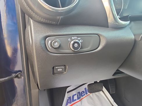 Used 2022 Chevrolet Blazer LT image 20