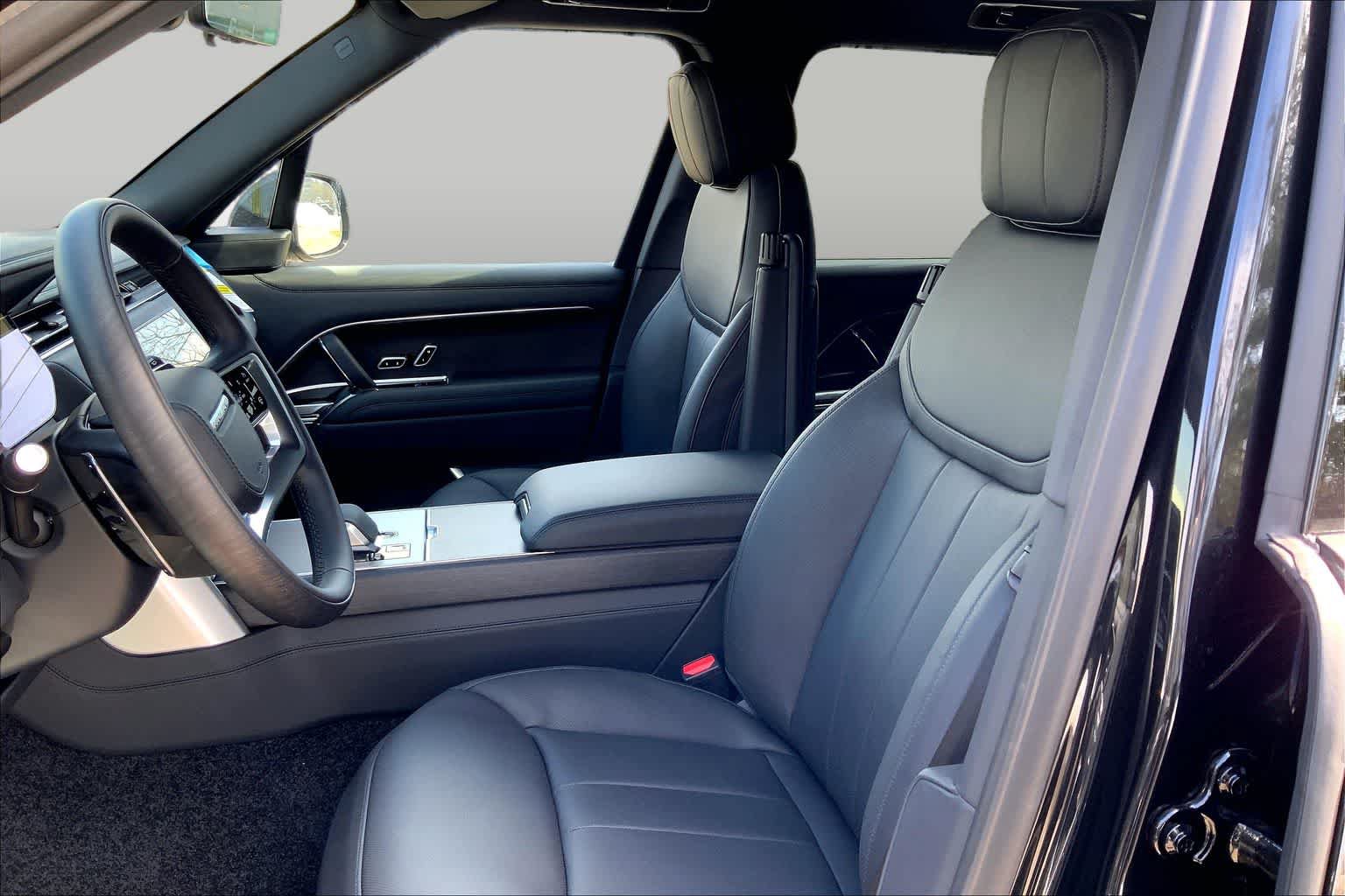 New 2026 Land Rover Range Rover SE AWD/4WD image 12