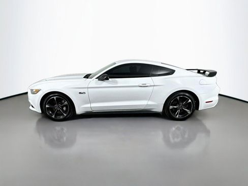 Used 2017 Ford Mustang GT RWD image 2