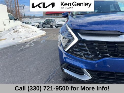 Certified 2025 Kia Sportage EX w/ Premium Package image 18