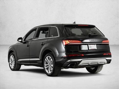 Used 2025 Audi Q7 3.0T Premium Plus image 8