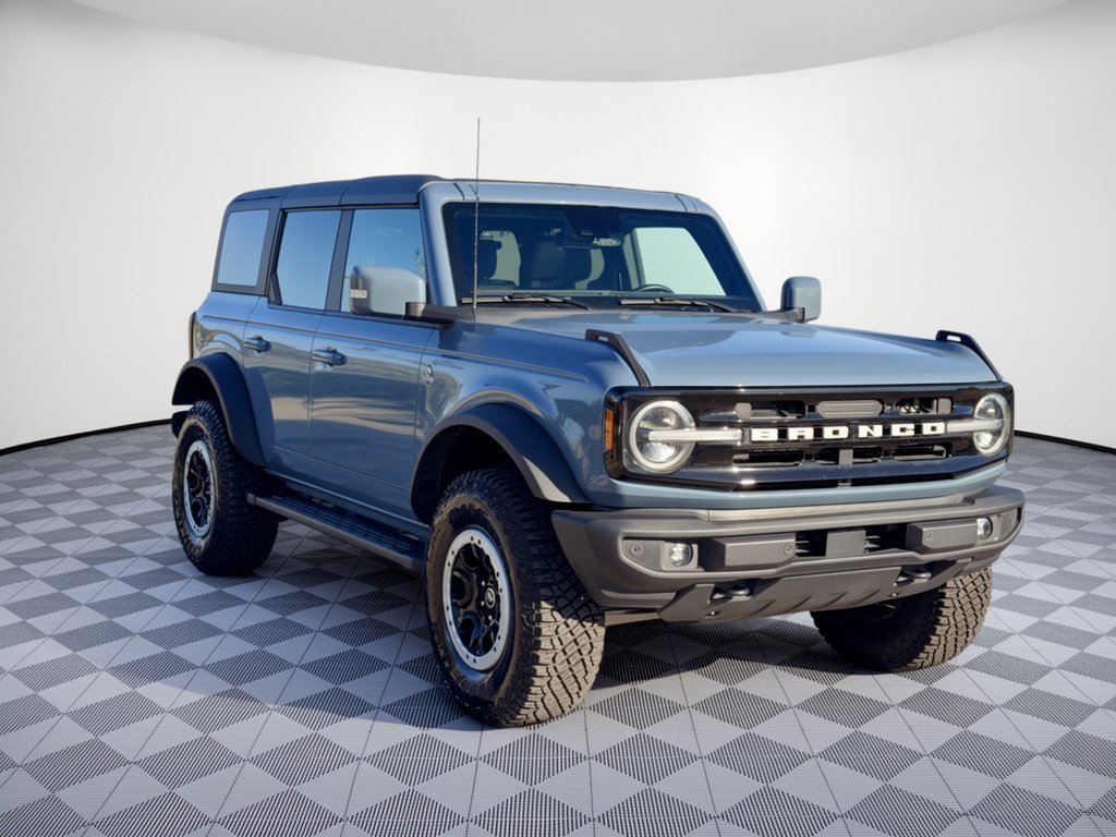 Used 2024 Ford Bronco Outer Banks w/ Sasquatch Package AWD/4WD image 7