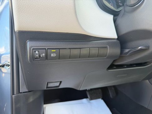 Certified 2024 Toyota Corolla SE w/ SE Premium Package image 12