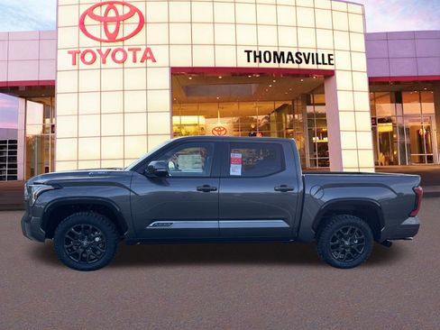 Used 2025 Toyota Tundra Platinum AWD/4WD image 8