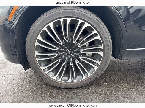 New 2025 Lincoln Aviator Black Label image 59