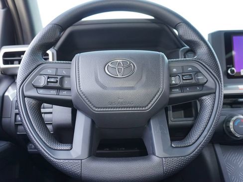 Certified 2026 Toyota Tacoma SR5 AWD/4WD image 20