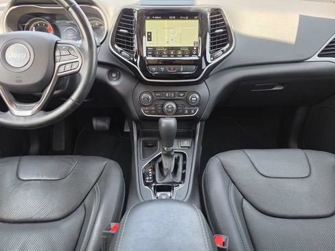 Used 2021 Jeep Cherokee Limited w/ Elite Package FWD image 18