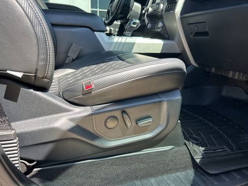 Used 2020 Ford F150 Lariat w/ Equipment Group 502A Luxury AWD/4WD image 18