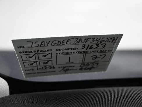 Used 2022 Tesla Model Y Long Range image 9