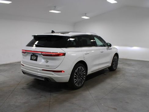 Used 2020 Lincoln Corsair Reserve w/ Equipment Group 202A image 9