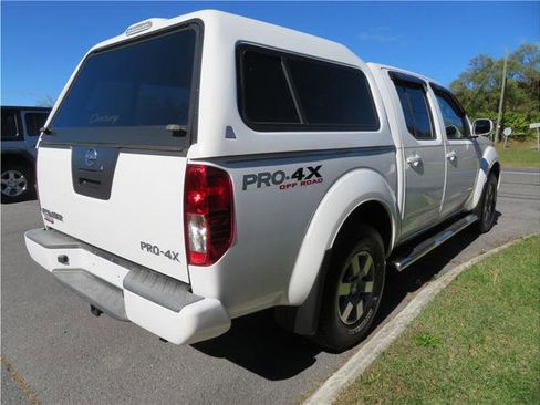 Used 2012 Nissan Frontier PRO-4X image 15