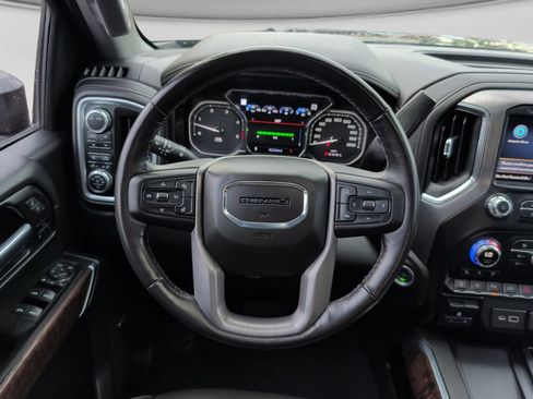Used 2020 GMC Sierra 3500 Denali w/ Denali Ultimate Package AWD/4WD image 11