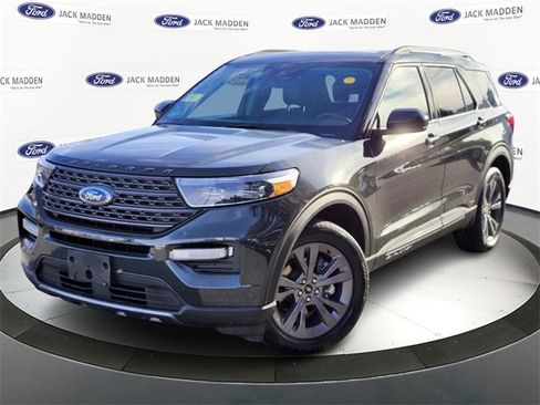 Certified 2022 Ford Explorer XLT w/ Equipment Group 202A image 1