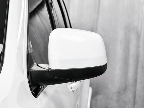 Used 2021 Jeep Grand Cherokee Laredo X image 65