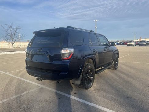 Used 2020 Toyota 4Runner SR5 image 8