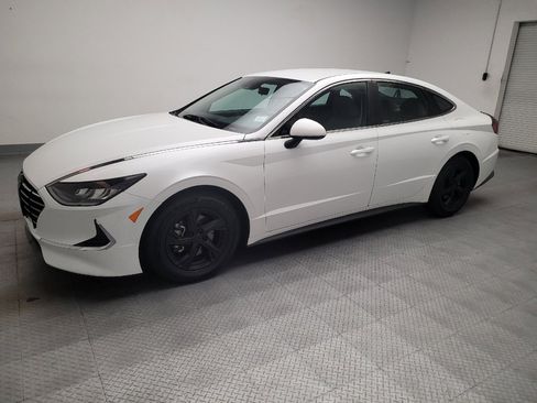 Used 2021 Hyundai Sonata SE FWD image 2