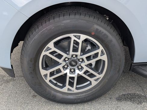 New 2026 Ford Expedition Active RWD image 13