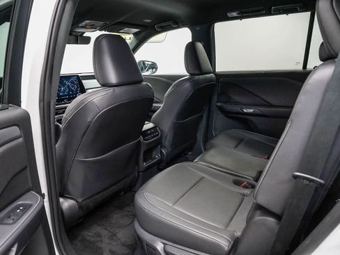 Certified 2025 Lexus TX 350 AWD w/ Convenience Package image 18
