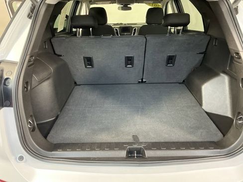 Used 2019 Chevrolet Equinox LT AWD/4WD image 17