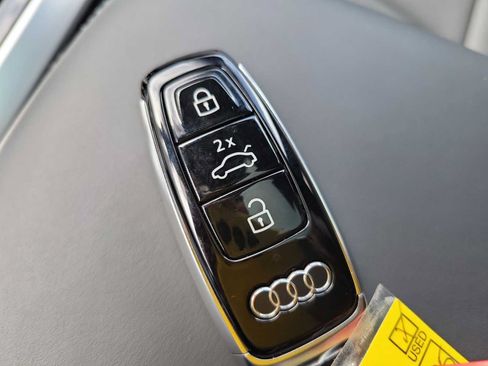 Certified 2025 Audi Q8 Prestige w/ Prestige Package AWD/4WD image 30